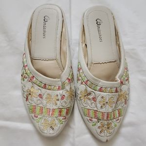 Traditional Maroccan shoes